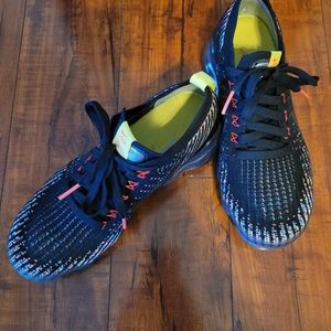 Nike Air Vapormax Flyknit 3 size 8